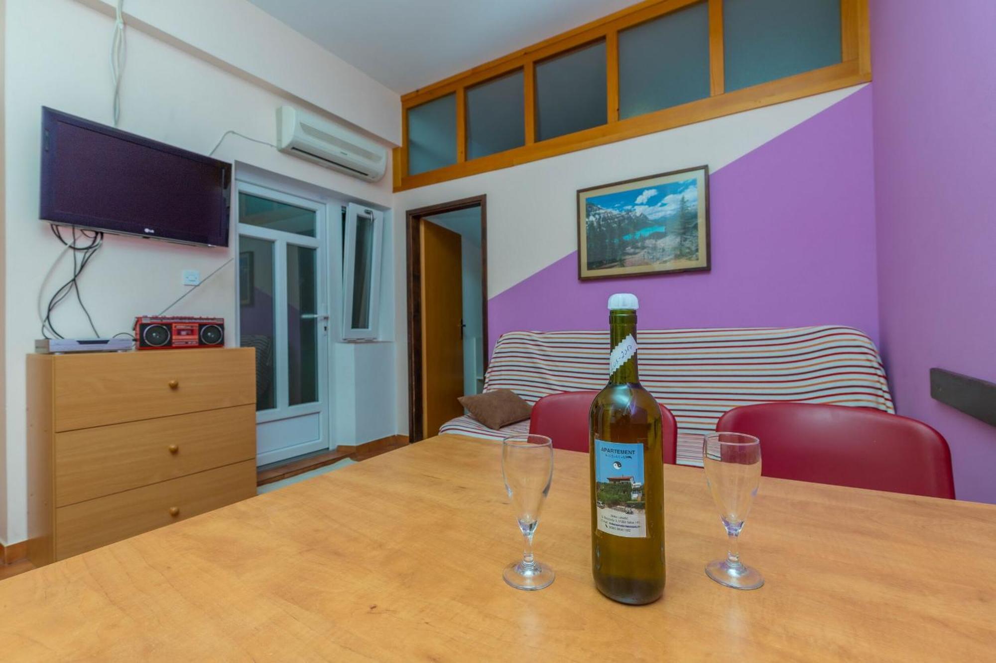 Apartman Lux1 Selce Eksteriør billede
